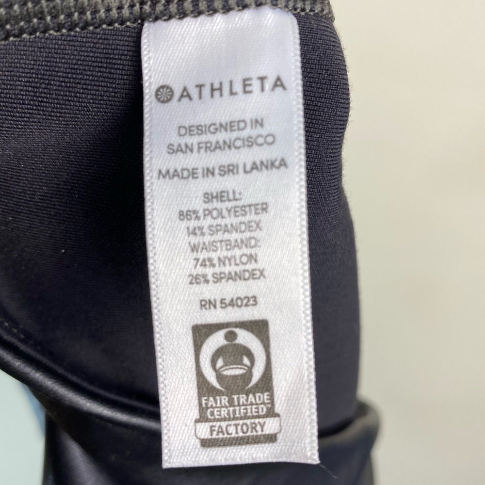Women’s ATHLETA Black Gleam Faux Leather Front Leggings Size Medium - Picture 11 of 13